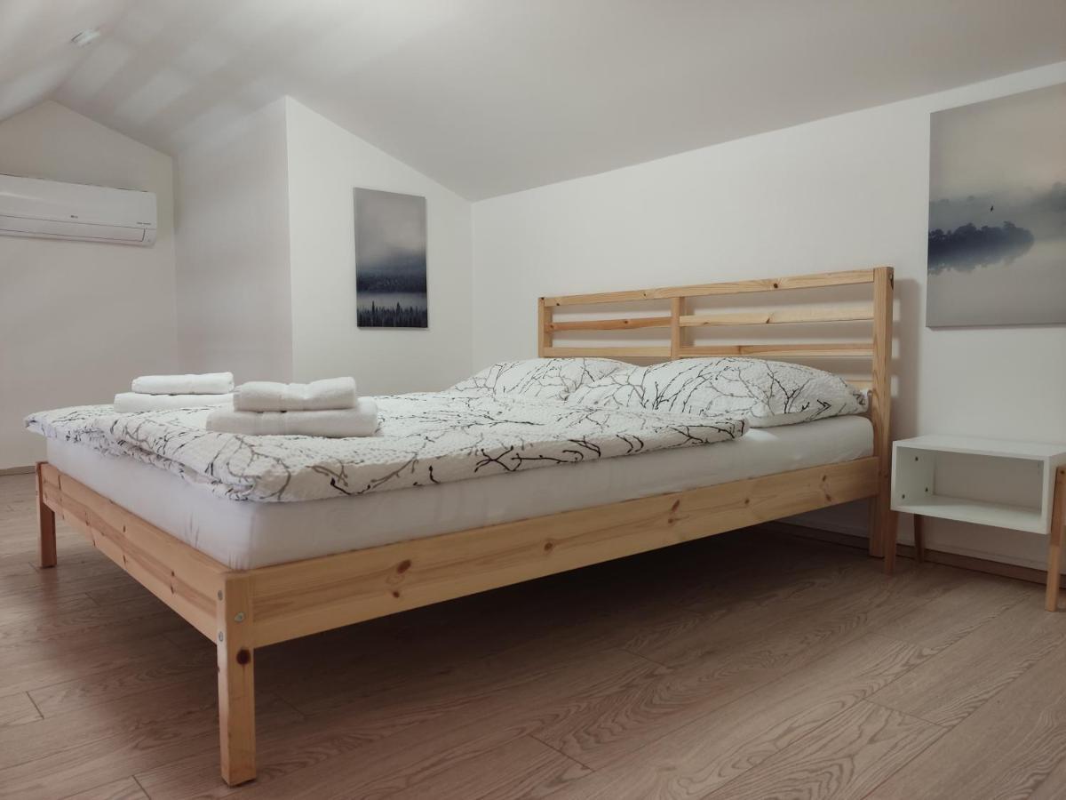 Mikulov Apartments - Apartman Misa エクステリア 写真